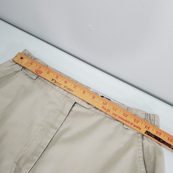 Tilley Endurables Women Chino Pants Size 12 Tapered Pleated Hiking Outdoors - Picture 8 of 13